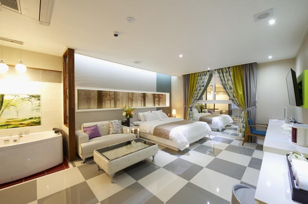 Hanam 1St Business Hotel Gwangju Metropolitan City Exteriör bild