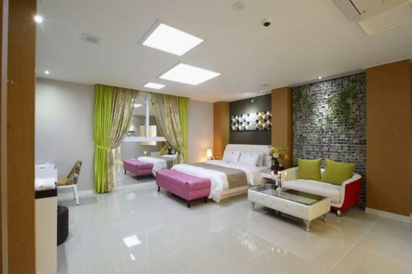 Hanam 1St Business Hotel Gwangju Metropolitan City Exteriör bild